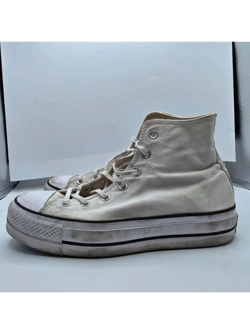 Converse Chuck Taylor All Star Lift Womens Size 9 White Canvas Platform Sneakers